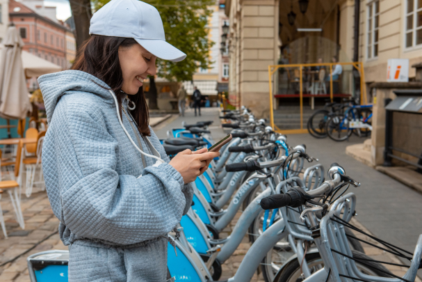 Conoce cómo la app muverang llegó a tener presencia en varias ciudades gracias a los servicios en la nube de Pragma y AWS. 