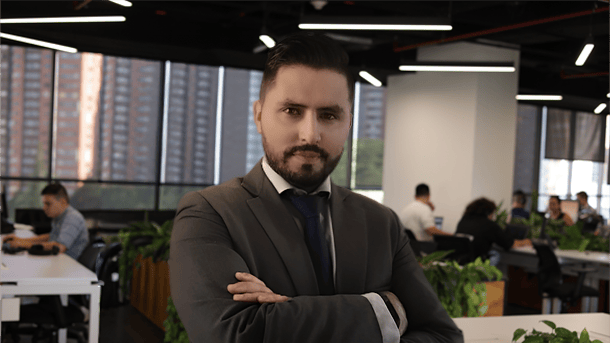 investigador-jonathan-ayalon